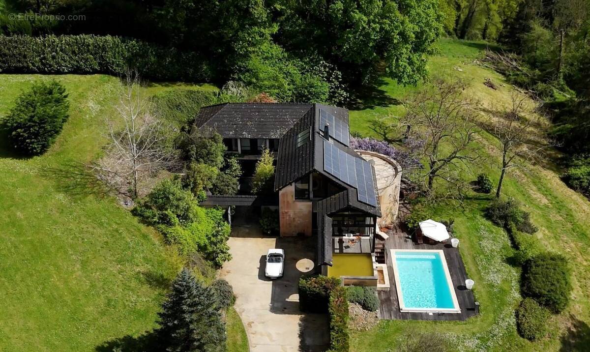 Maison à PERPEZAC-LE-BLANC