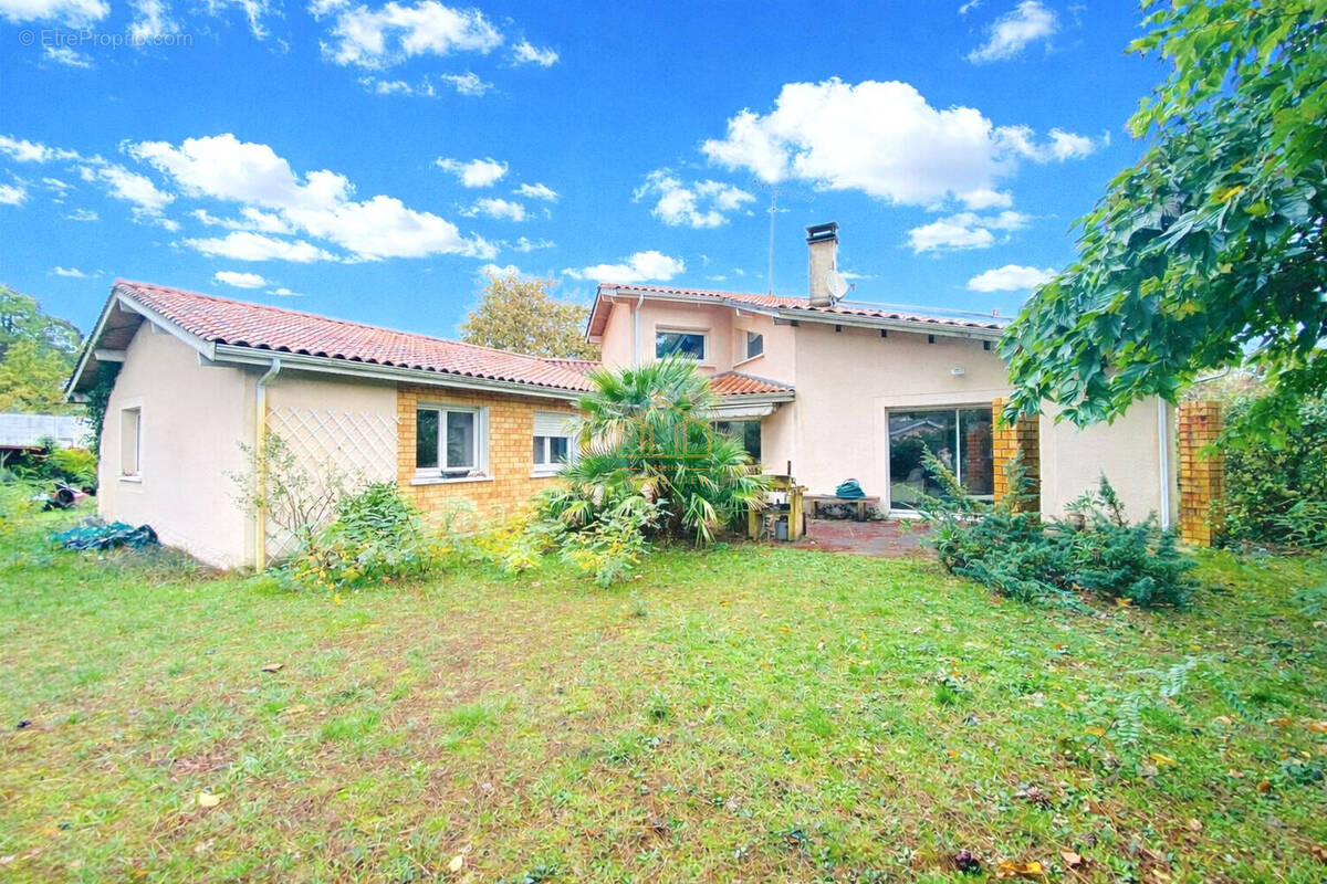 Maison à GUJAN-MESTRAS