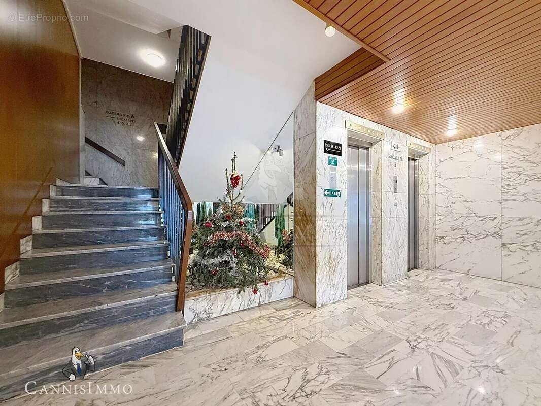 Appartement à CANNES