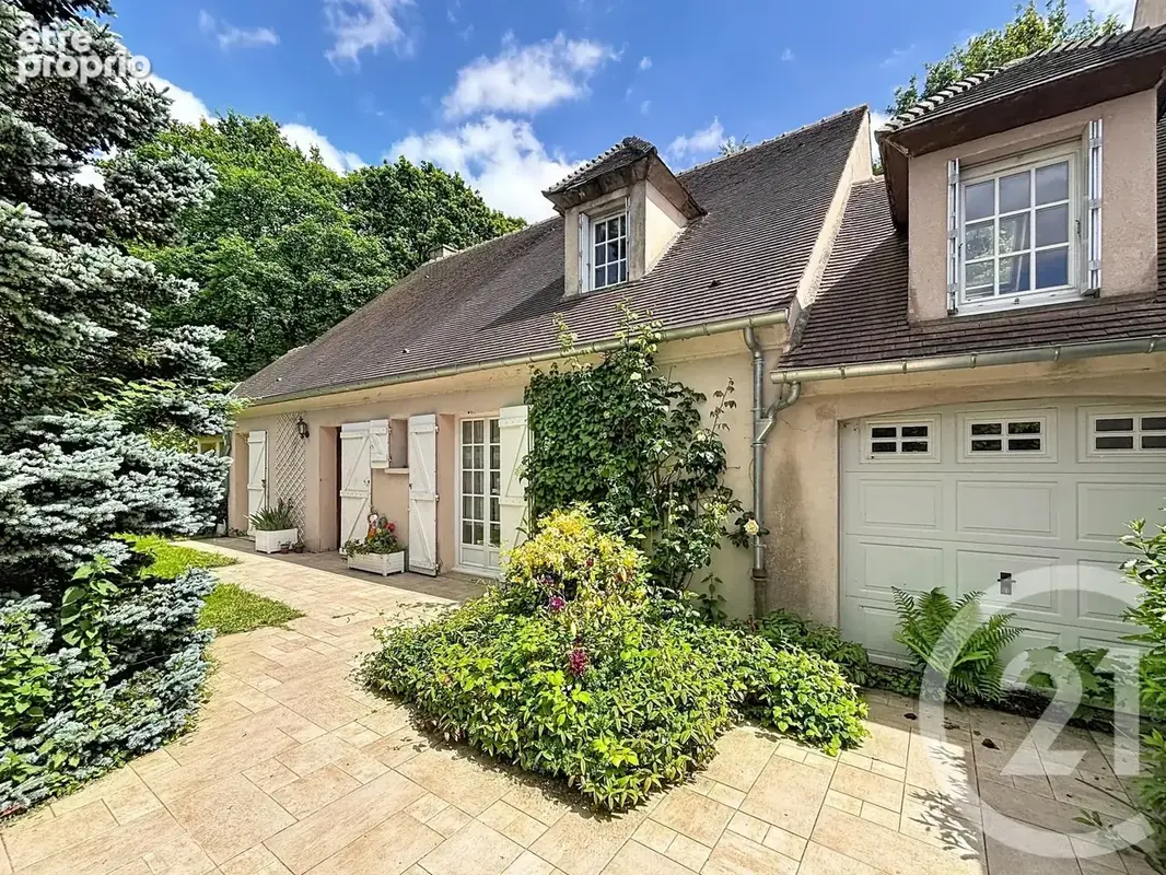 Maison 8 pièces 180 m² à vendre à Rambouillet (78120) - photo 2