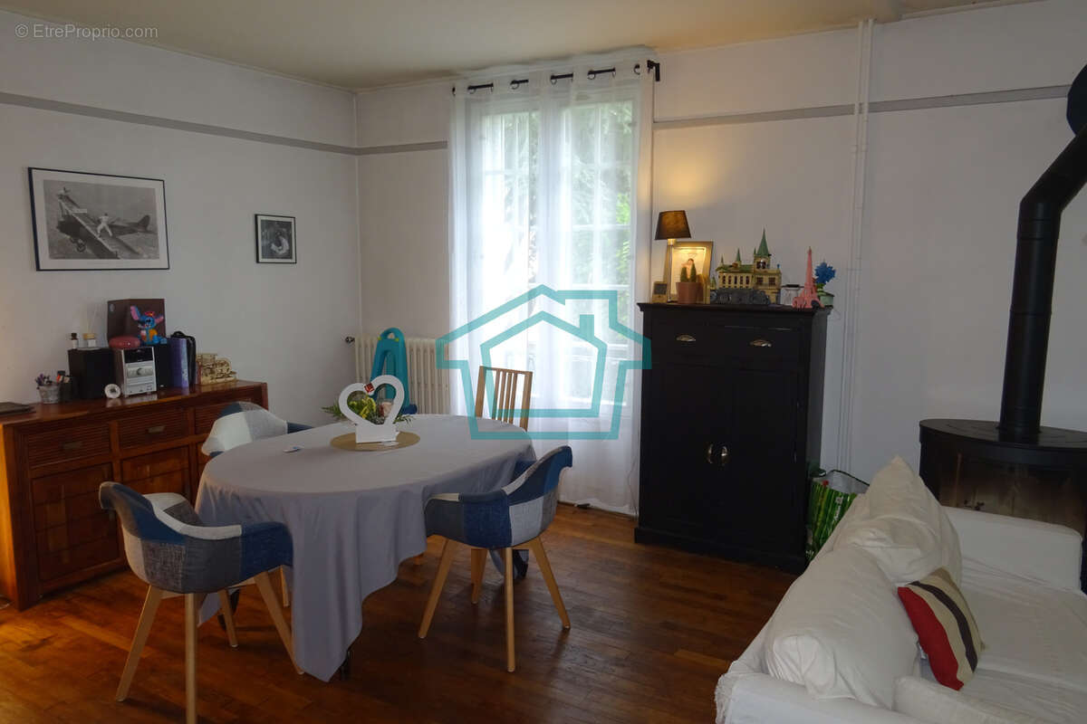 Maison ancienne Villiers Saint Frederic 78640 - photo 4