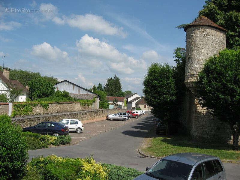 Commerce à DECIZE