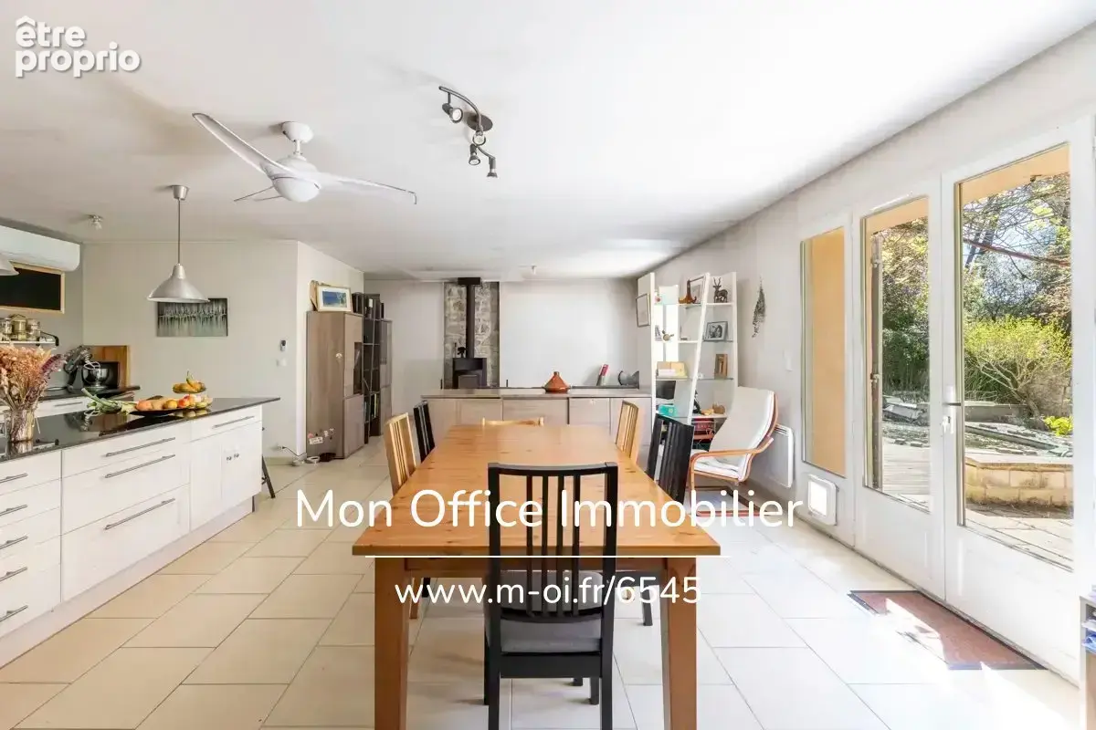 Référence : 6545-MAC - Maison 4 pièces avec jardin, piscine et garage - photo 3