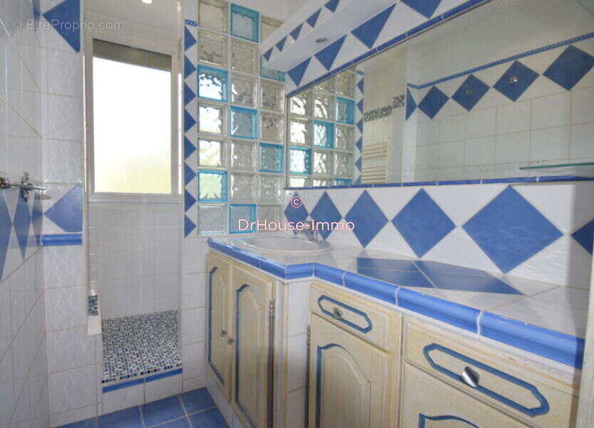 Appartement à MARSEILLE-12E