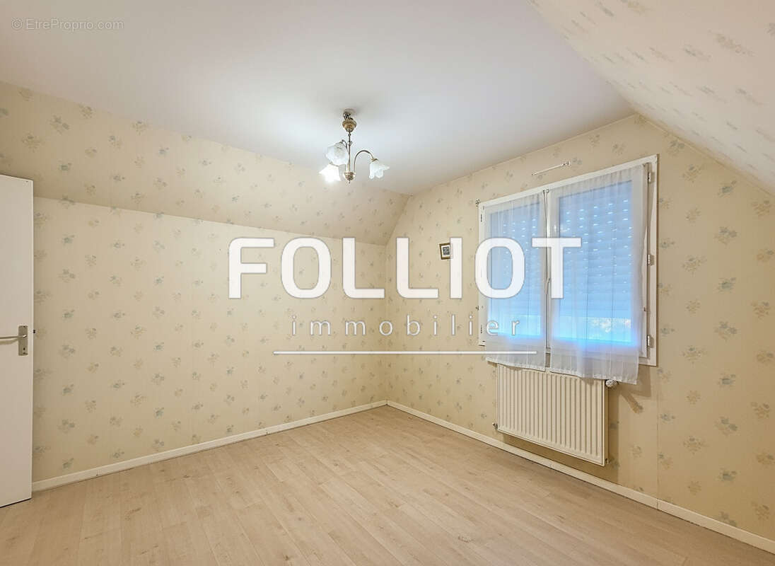 Maison à MONDEVILLE