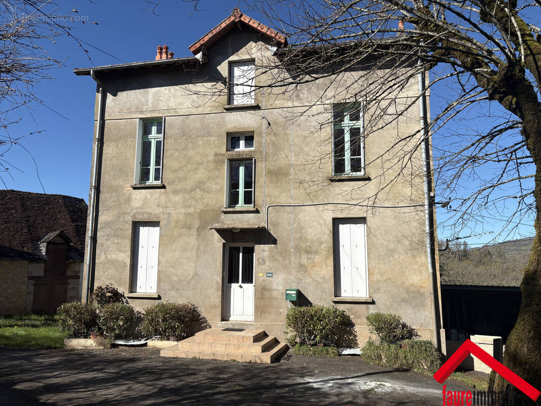 Maison à BRIGNAC-LA-PLAINE