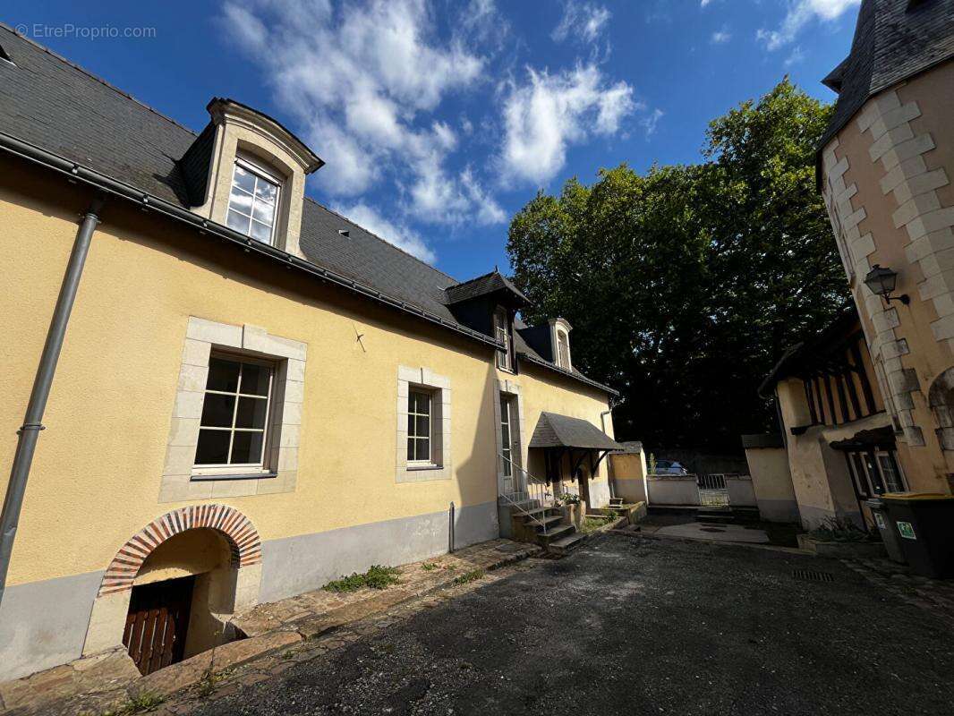 Maison à SEICHES-SUR-LE-LOIR