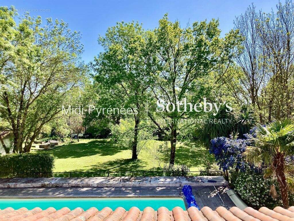 Maison à CLERMONT-LE-FORT