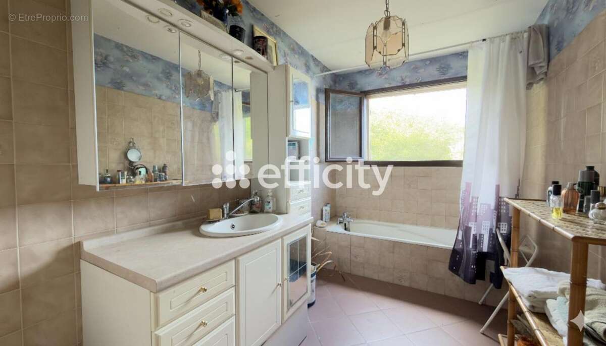 Maison à SAINT-LAURENT-D&#039;ONAY