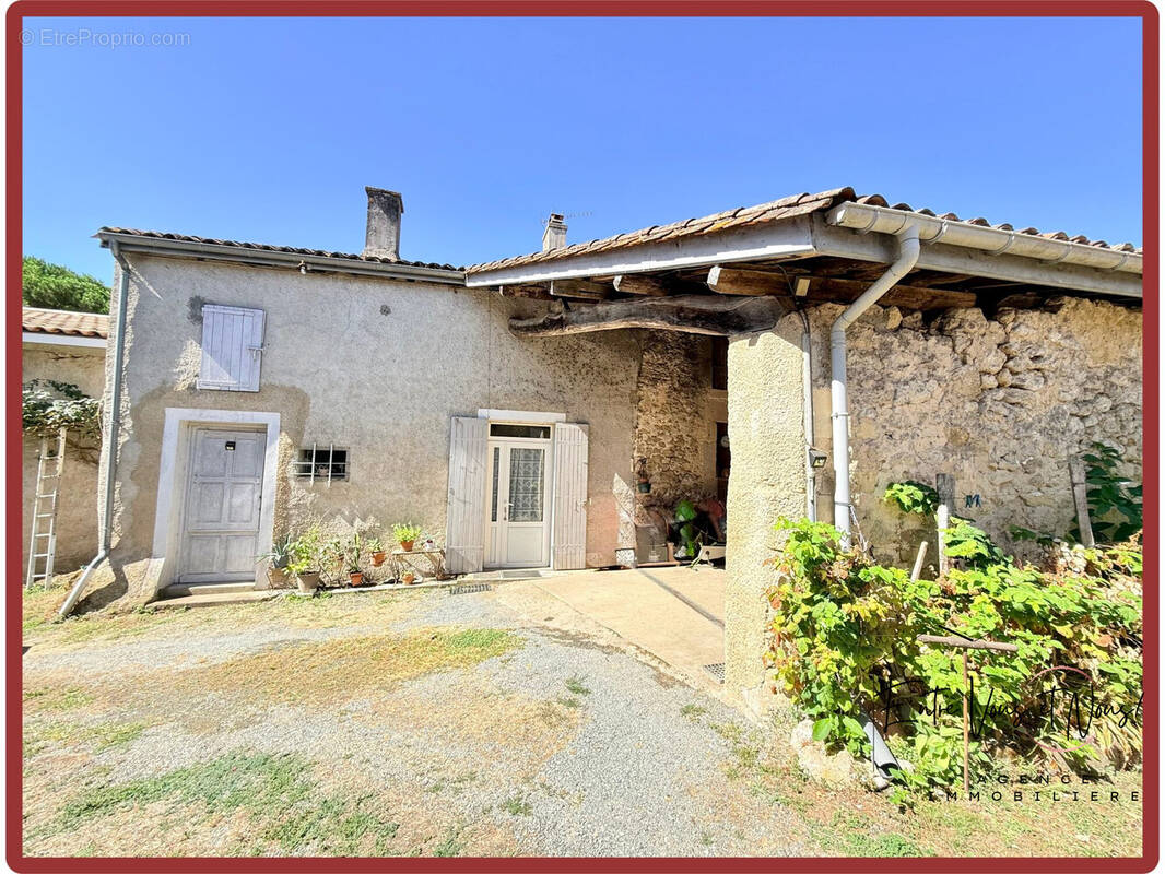 FAÇADE JARDIN - Maison à ILLATS