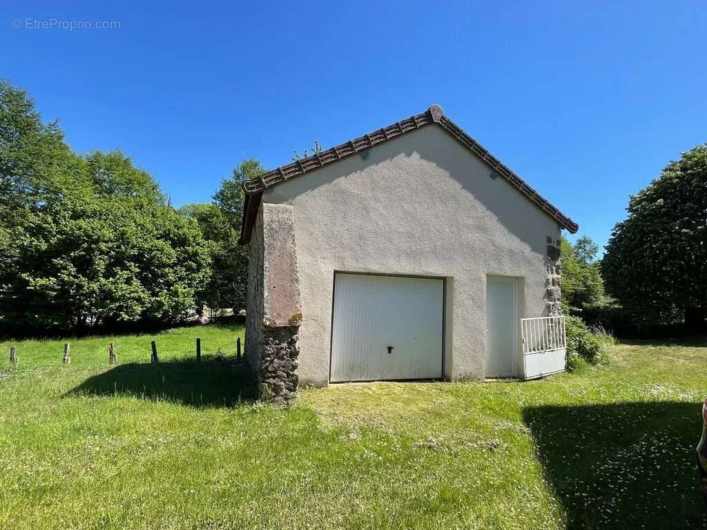 Exclusivité, Bourgogne, Parc du Morvan, Secteur ALLIGNY EN MORVAN, maison 121 m² env  sur plus de 2 600 m² de terrain attenant. - photo 7