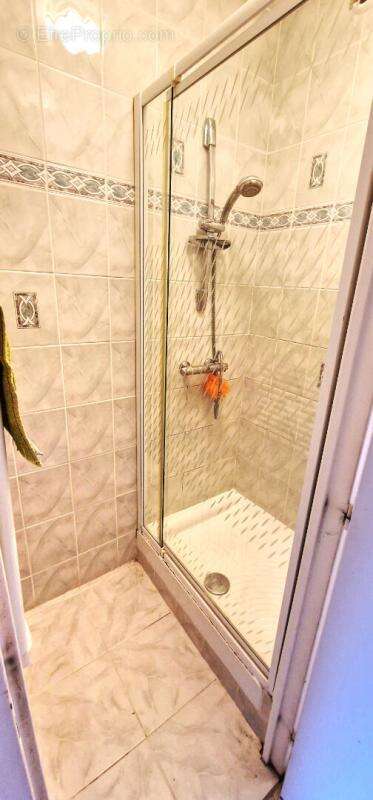 AVIGNON - Quartier Pont des Deux Eaux - Appartement 4p -  3Ch - 87m² - photo 13