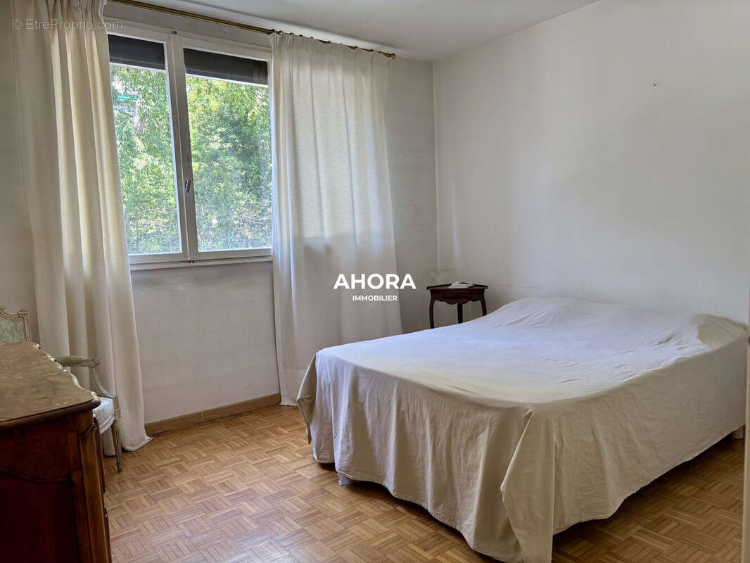 Appartement 70 m² à Marseille-9e  - photo 6