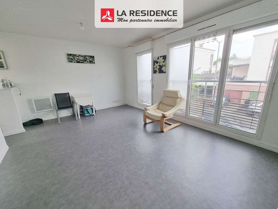 Appartement à STAINS