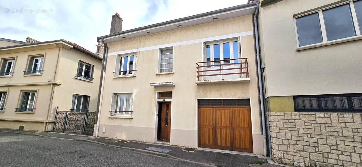 Maison à TOUL