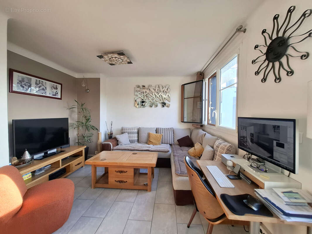 Appartement à MARSEILLE-12E