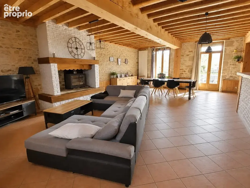 Maison 182 m² à Ajain  - photo 5