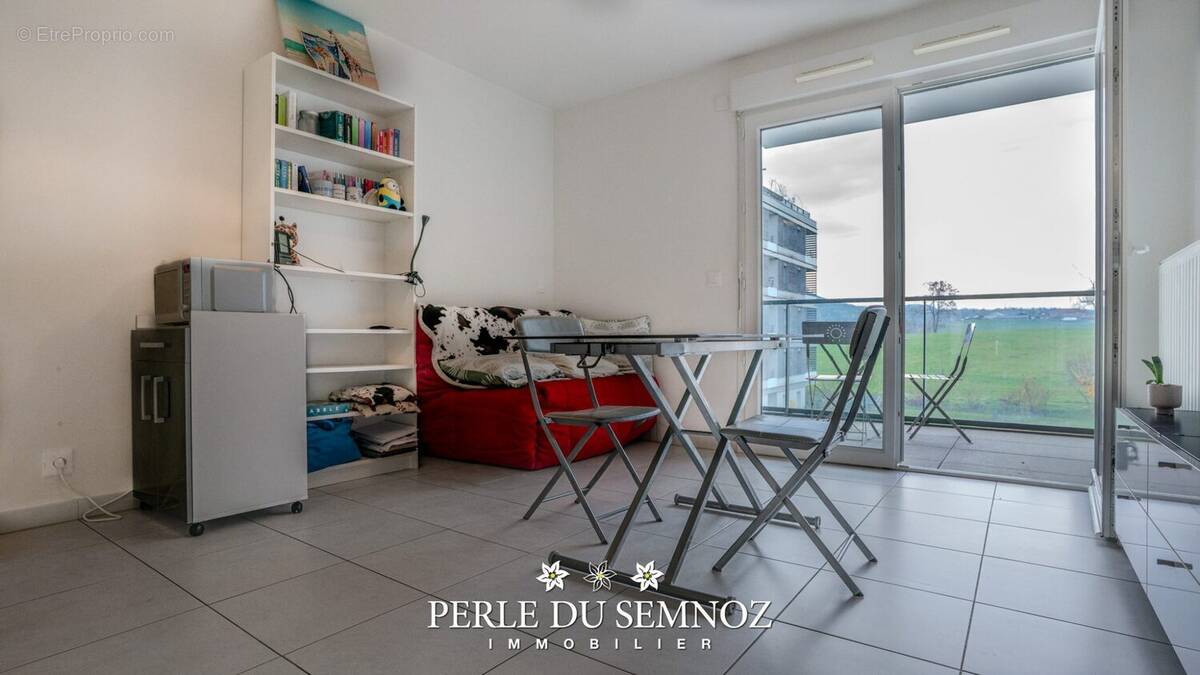 Appartement à SEYNOD