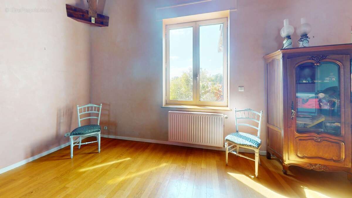 Maison à TASSIN-LA-DEMI-LUNE