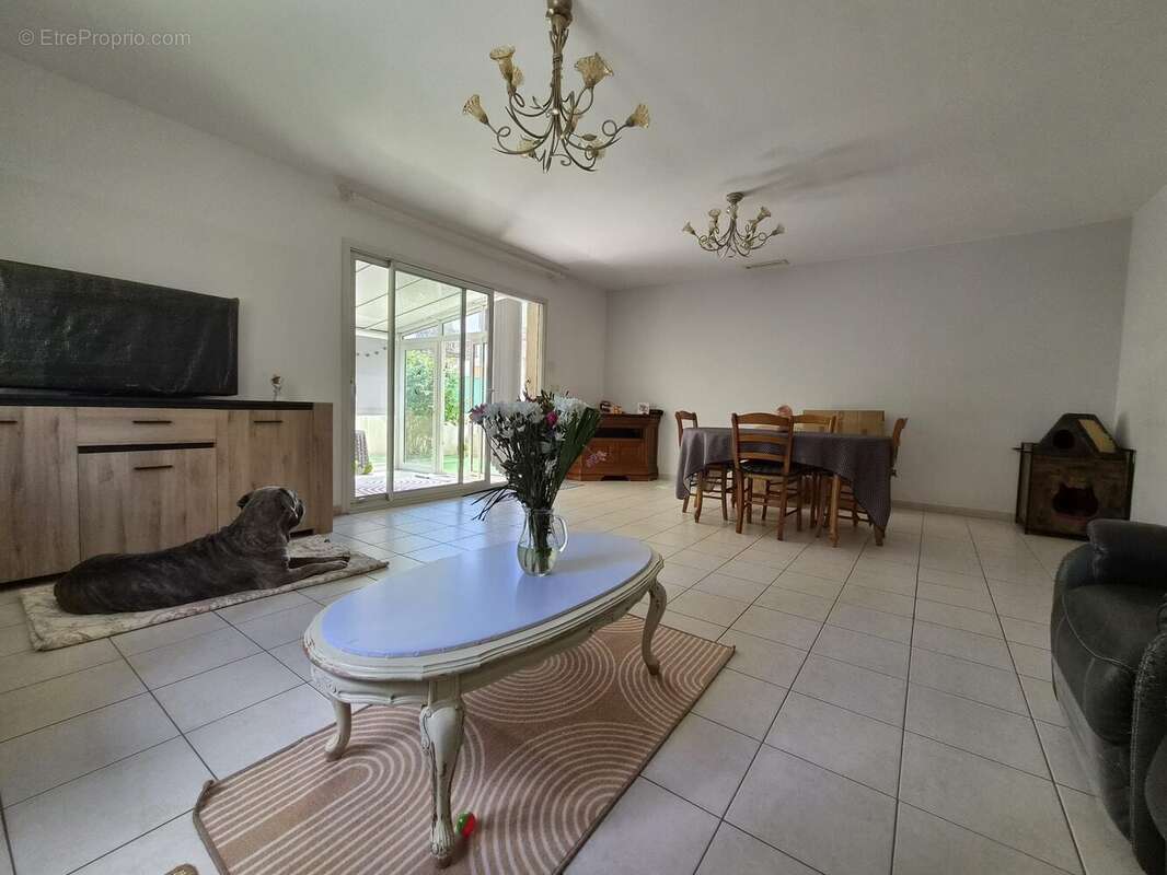 Maison à QUISSAC