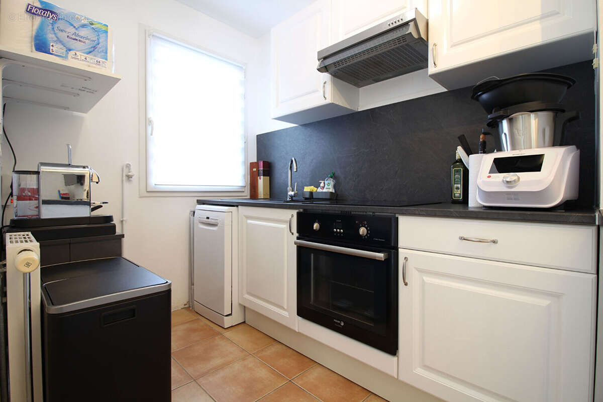 Appartement à SARTROUVILLE