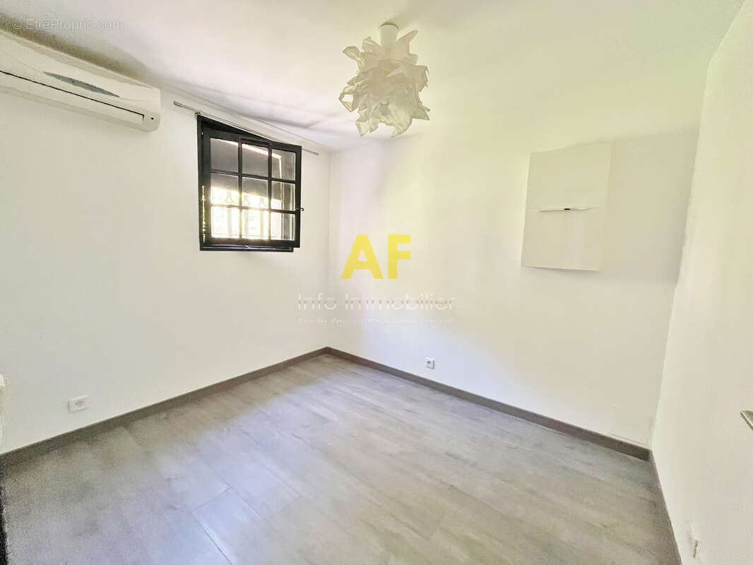 Appartement à SAINT-RAPHAEL
