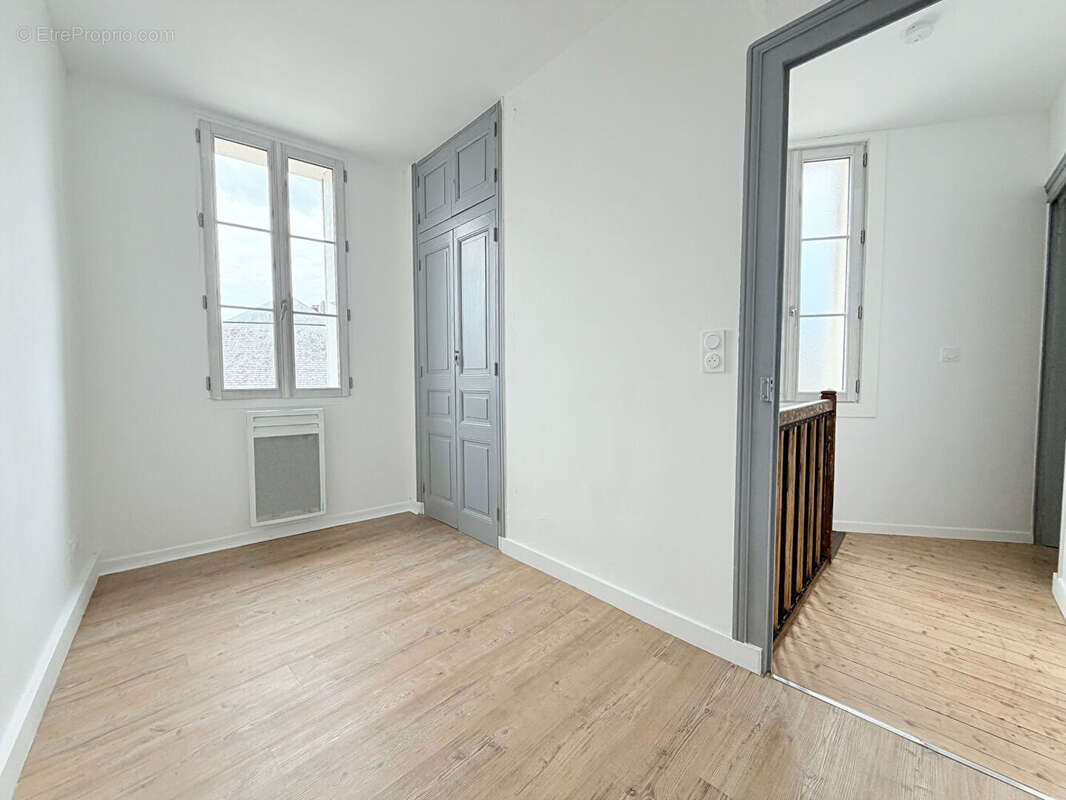 Maison à LAVAL