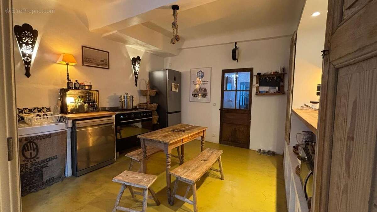 Maison 127 m² à Cotignac  - photo 3