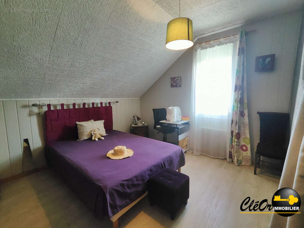 Maison 138 m² à Pierre-De-Bresse  - photo 7