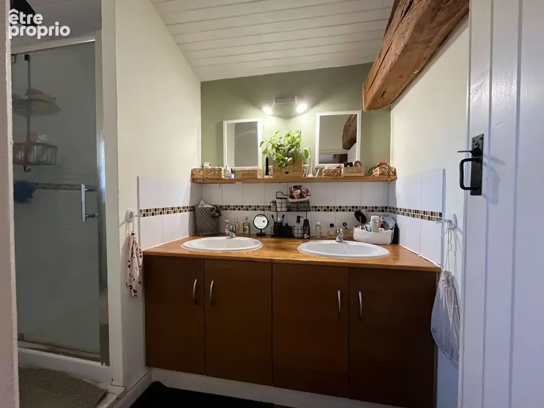 Charmante charentaise rénovée avec 4 chambres, piscine et vue dégagée - photo 11