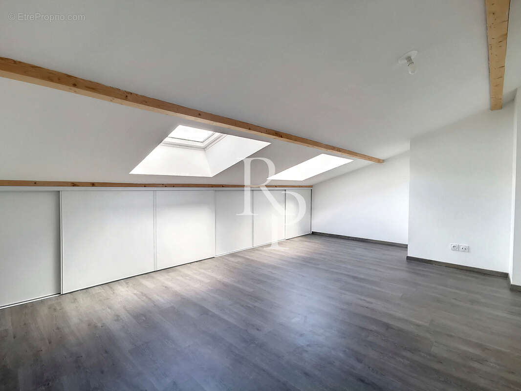 Appartement Craponne 3 pièce(s) 65.7 m2 - photo 4