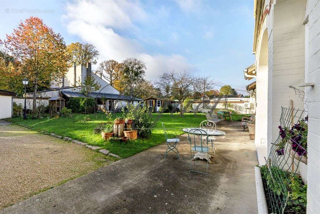 Maison à VAUCRESSON