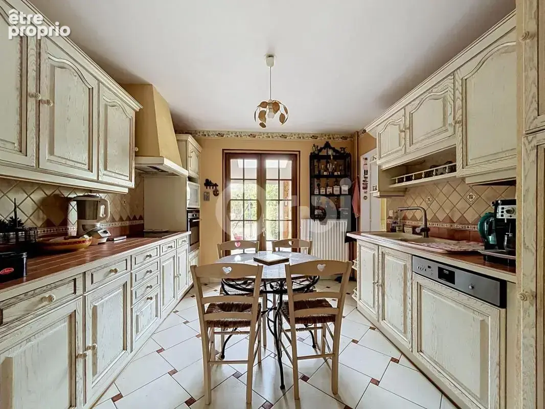 Maison 111 m² Fitz-James - photo 5