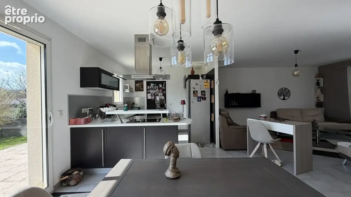 Maison 5 pièces 90 m² à vendre à Venerand (17100) - photo 7