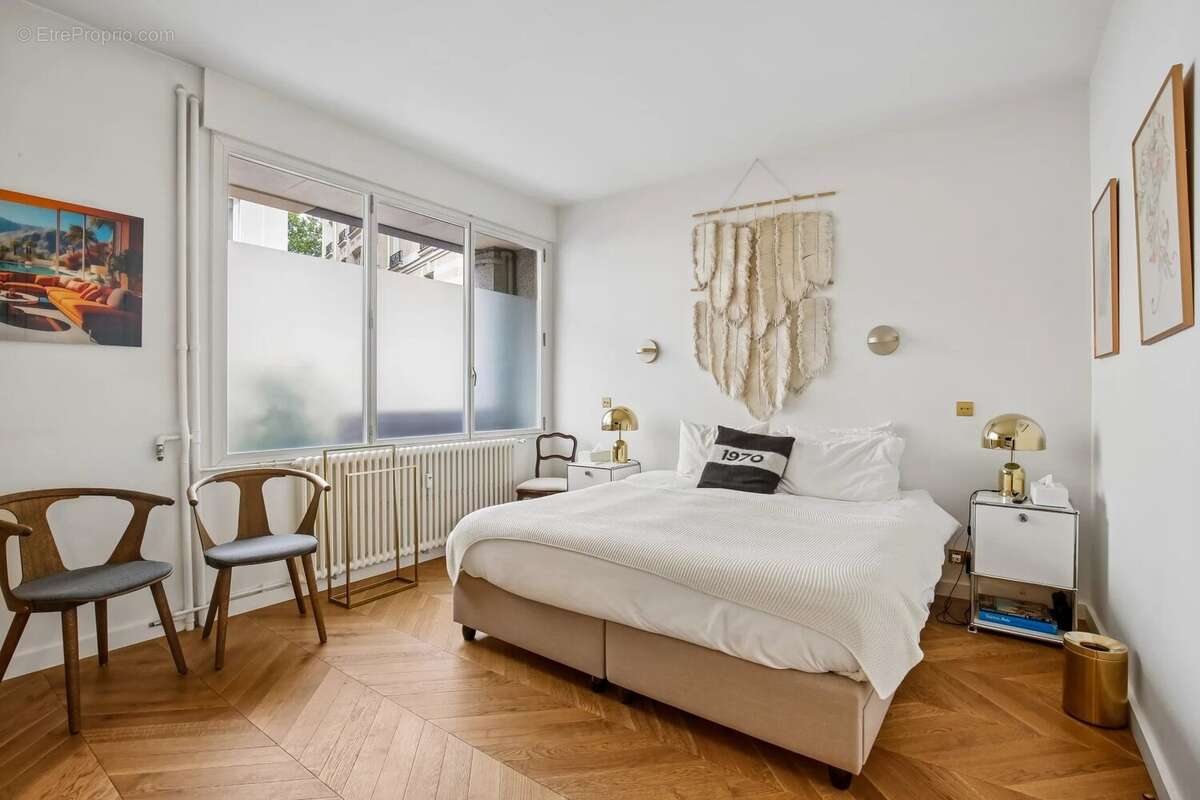 Appartement à NEUILLY-SUR-SEINE