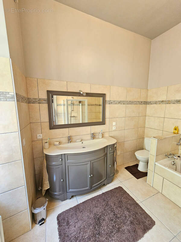 Appartement à VALS-LES-BAINS