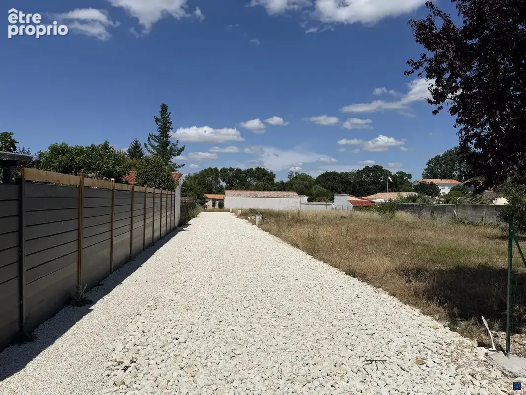 Terrain 428 m² à Le Chay  - photo 6