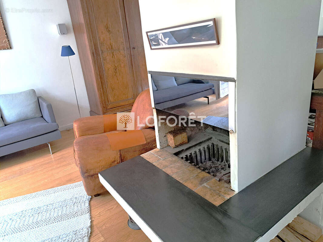 Maison à LA CELLE-SAINT-CLOUD