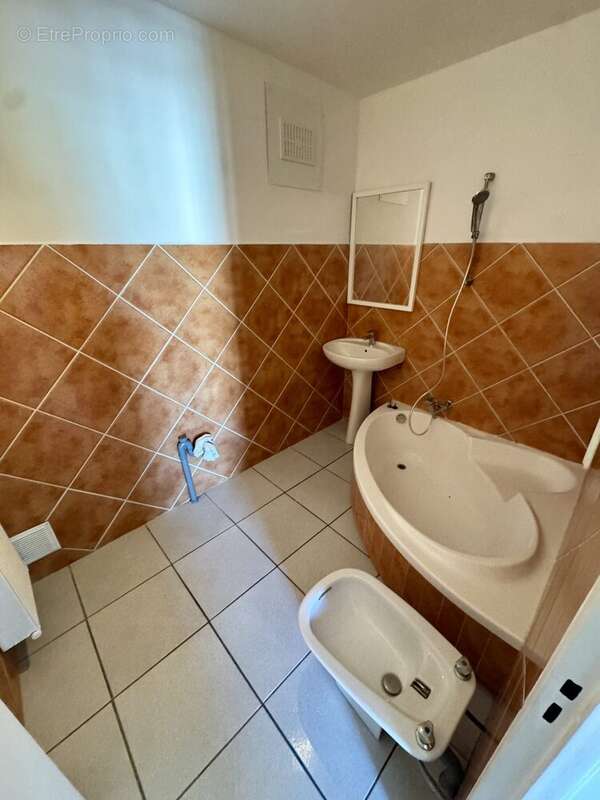 Appartement à CARRY-LE-ROUET