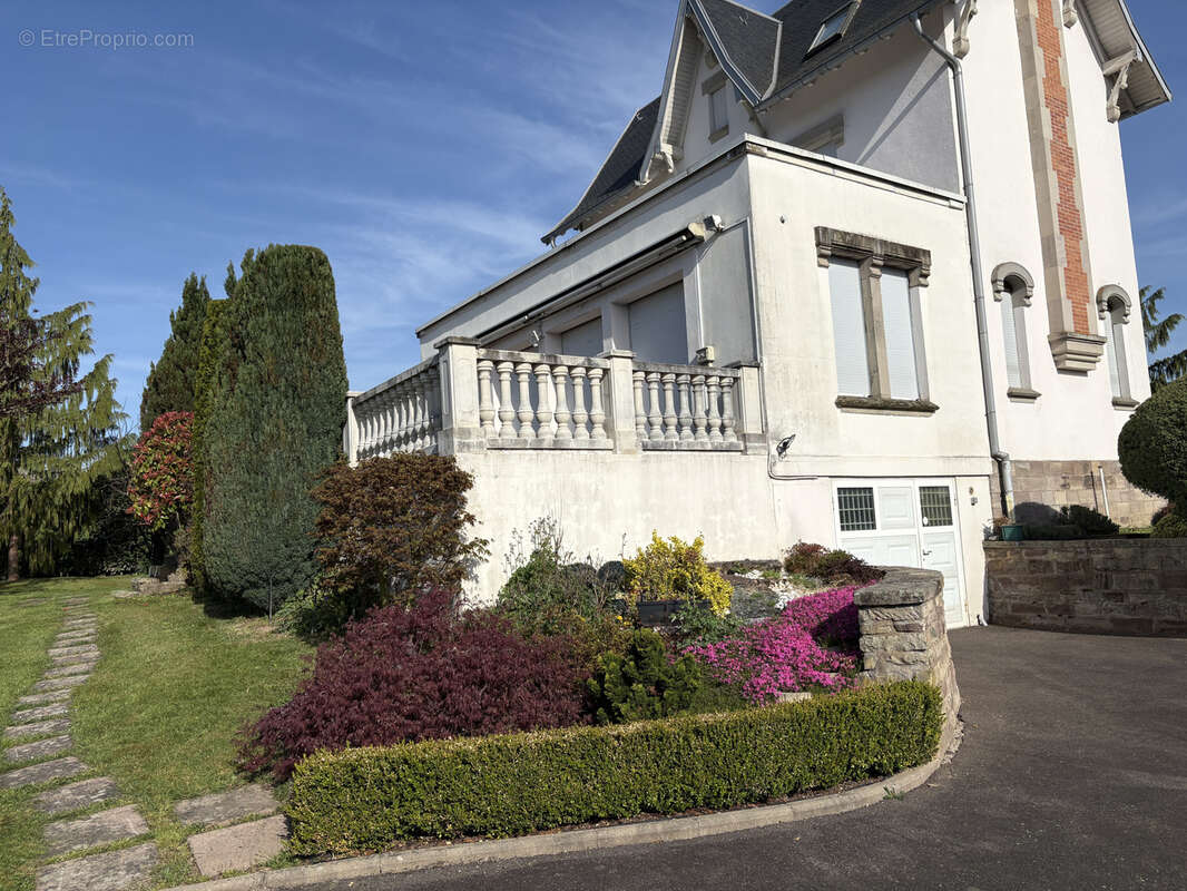 Maison à LUXEUIL-LES-BAINS