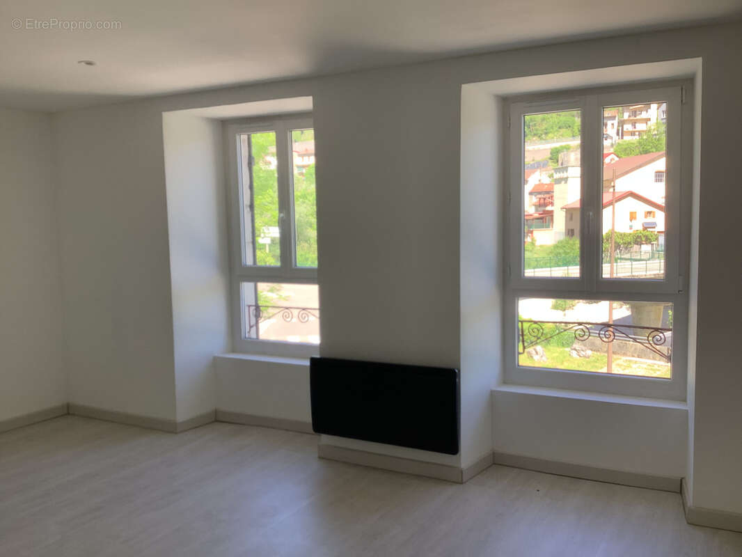 Appartement à SAINT-CLAUDE