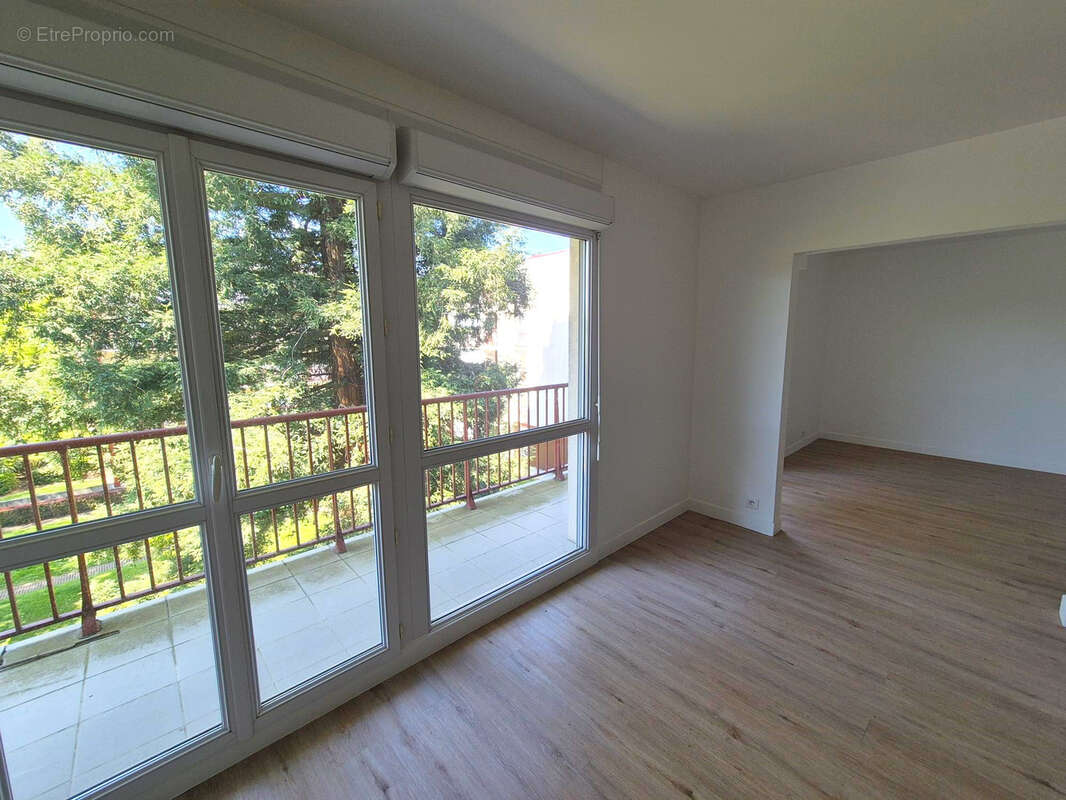 Appartement à VELIZY-VILLACOUBLAY