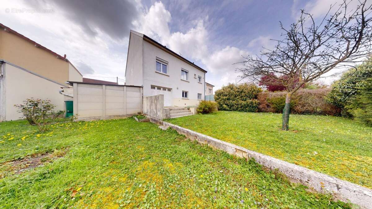 Maison à CHALONS-EN-CHAMPAGNE