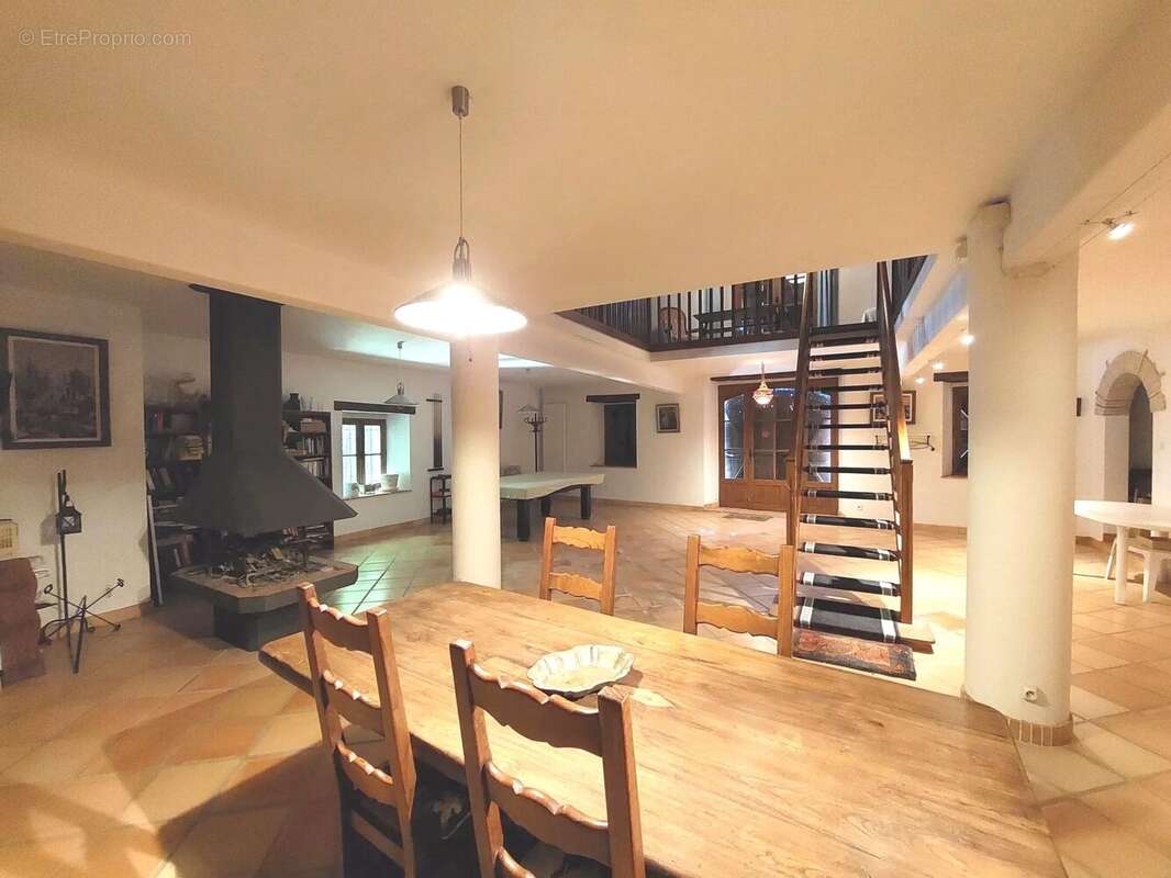 Maison à CORDES-SUR-CIEL