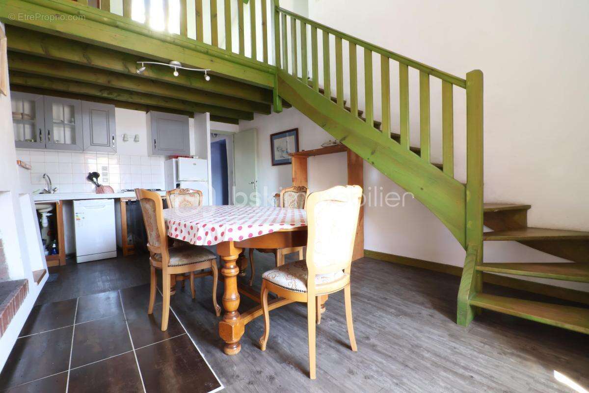 Immeuble de caractère à vendre 362 m² - photo 13
