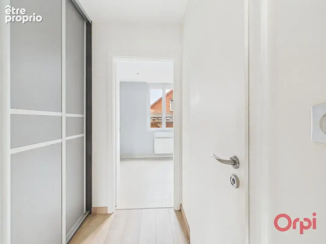 Appartement À Vendre - photo 5