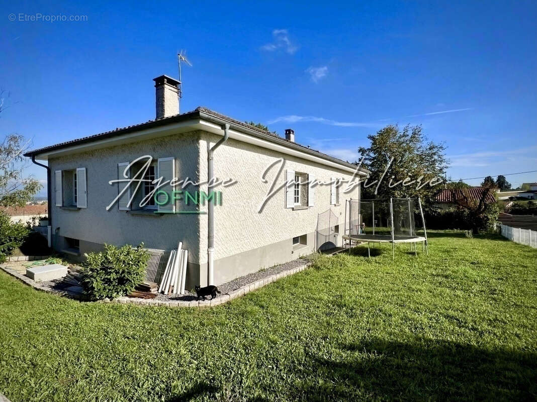 Maison à ECOTAY-L&#039;OLME