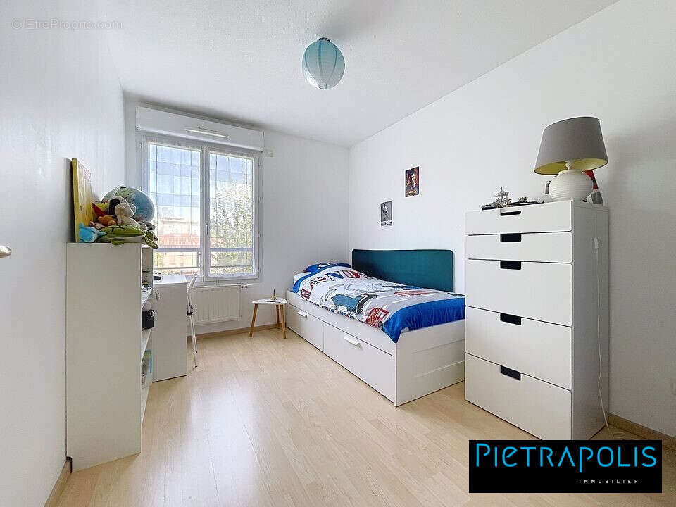 Appartement à SAINTE-FOY-LES-LYON
