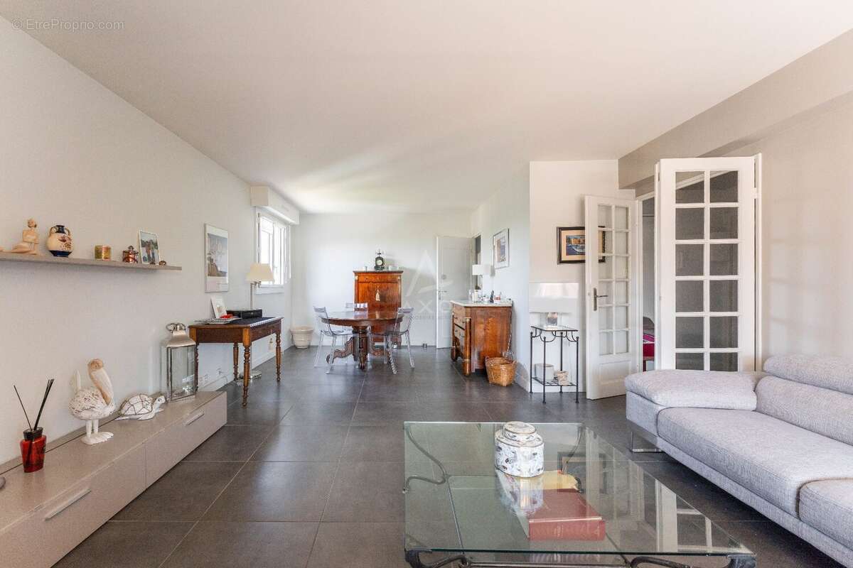 Appartement à MARSEILLE-12E