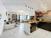 Appartement à CAROMB